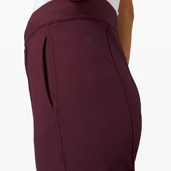 Lululemon Urban Strides  High-Rise Pant - Picture 3 of 3